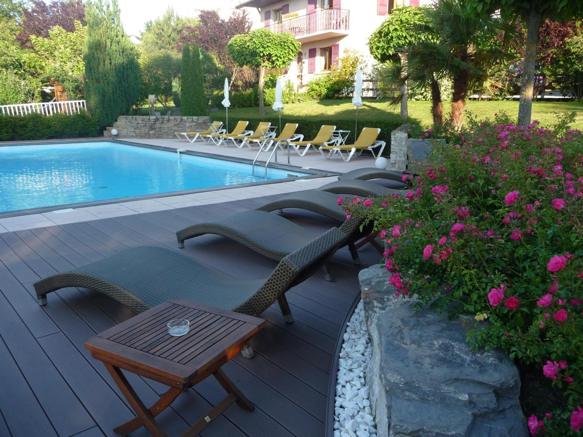 Hotel L'Oasis Évian-les-Bains Esterno foto