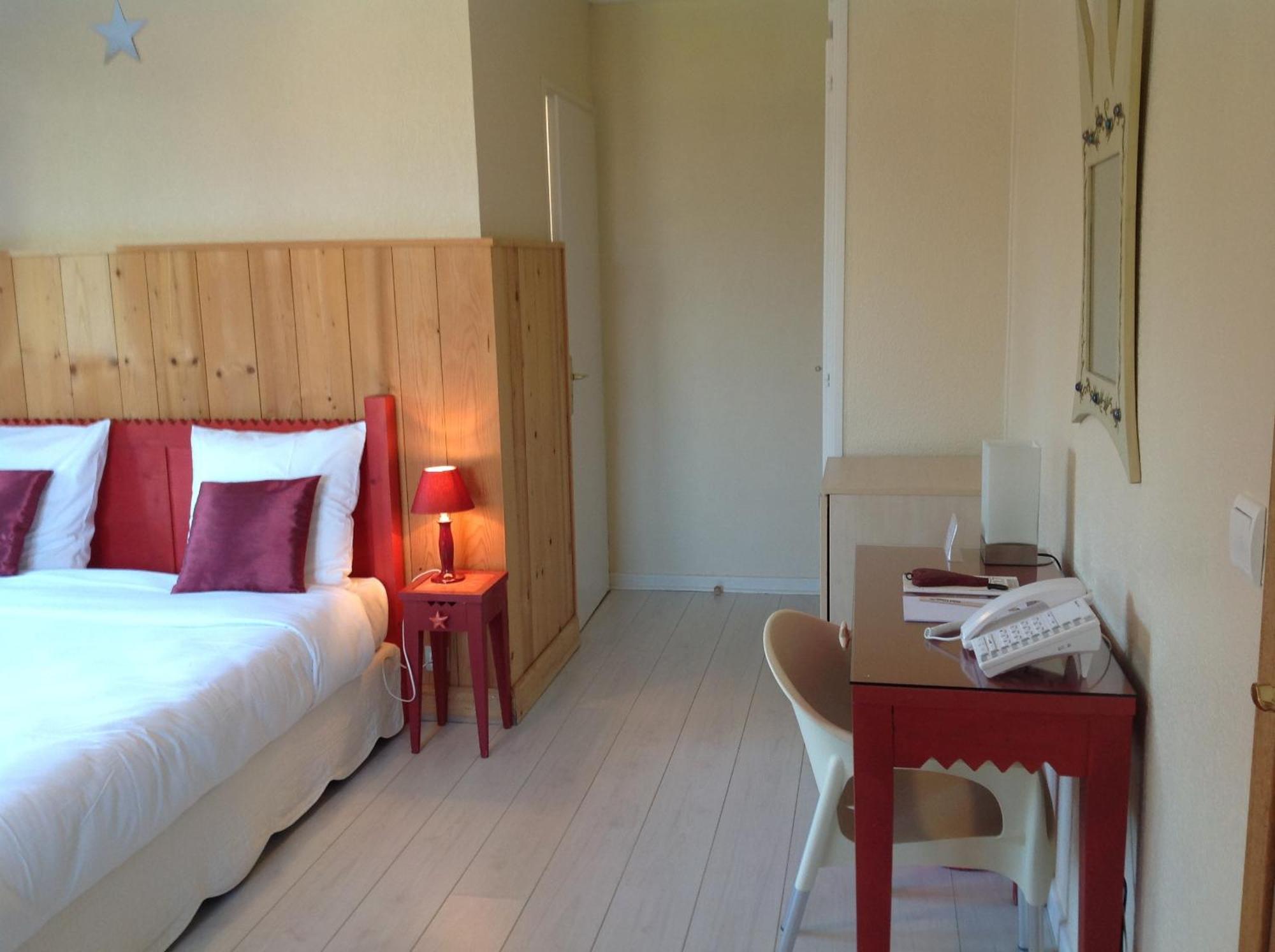 Hotel L'Oasis Évian-les-Bains Camera foto