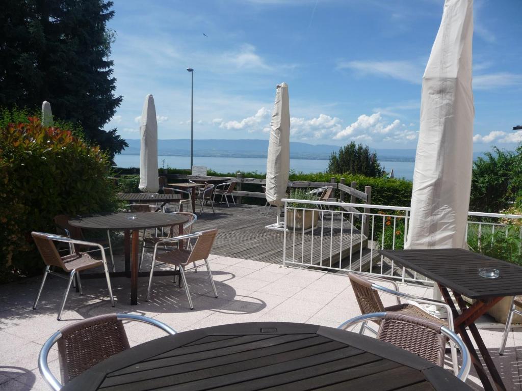 Hotel L'Oasis Évian-les-Bains Esterno foto
