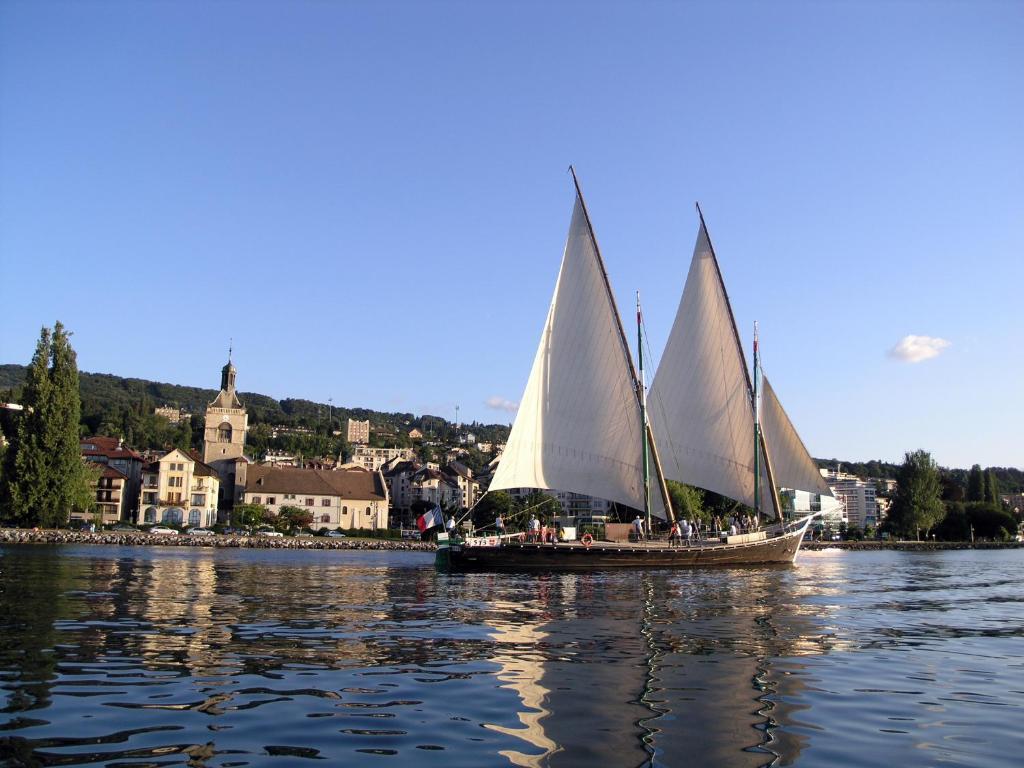 Hotel L'Oasis Évian-les-Bains Esterno foto